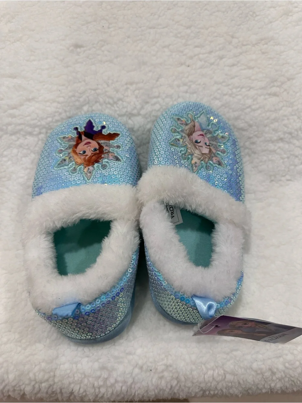 Girl’s Frozen Slippers